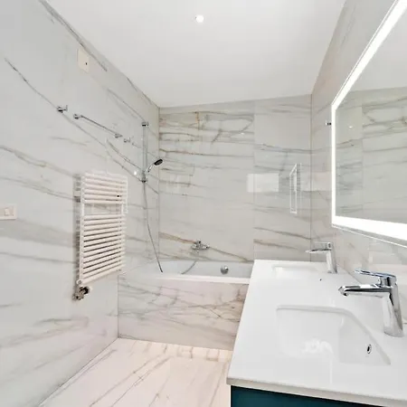 Villa 5-bedroom - Mountain Views Montreux