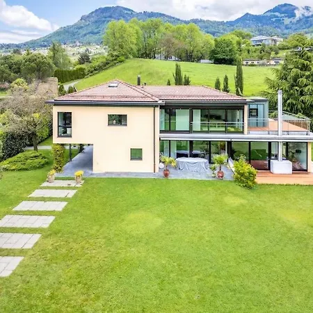 Villa 5-bedroom - Mountain Views *